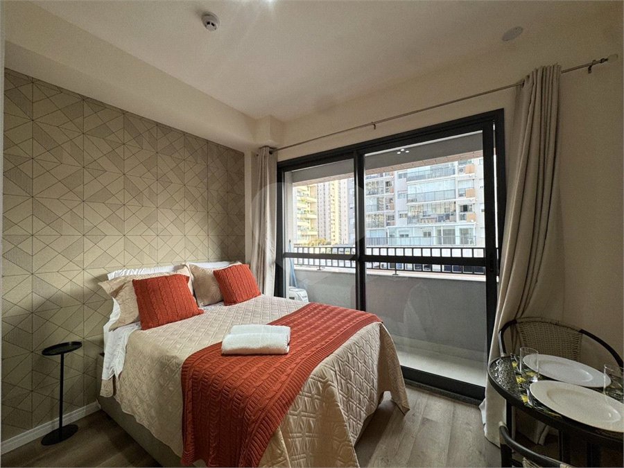 Apartamento à venda com 1 quarto em Vila Cordeiro, São Paulo, SP