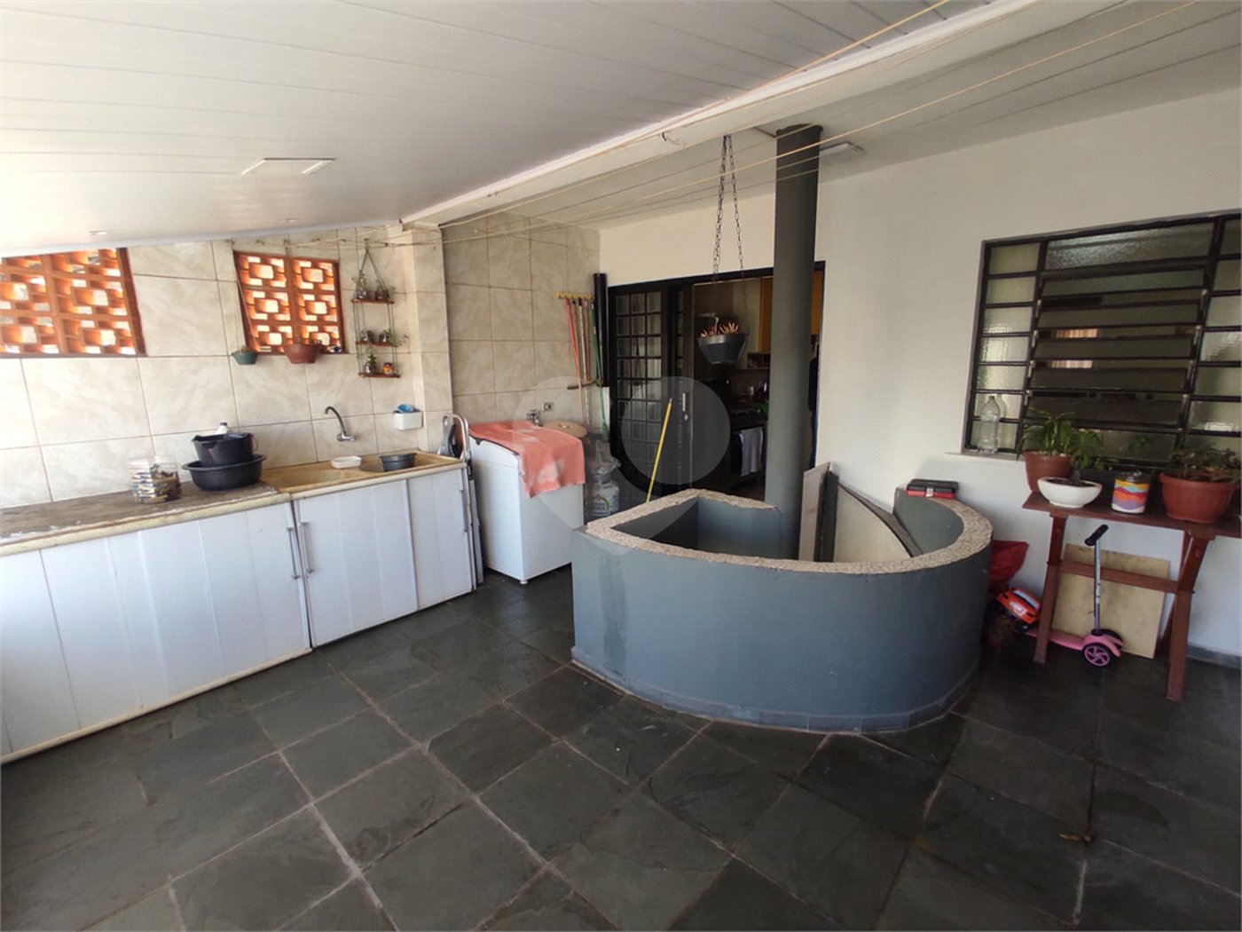 Casa à venda com 3 quartos, sendo 1 suíte,  em Jardim Santa Cecília, Guarulhos, SP