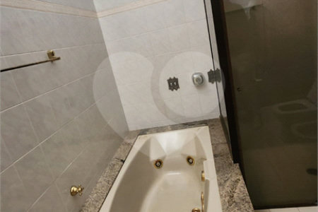 Casa à venda com 3 quartos, sendo 2 suítes, em Jardim Europa (vila Xavier), Araraquara, SP