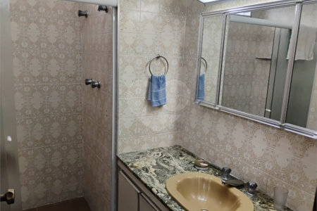 Casa à venda com 3 quartos, sendo 1 suíte,  em Vila Mascote, São Paulo, SP
