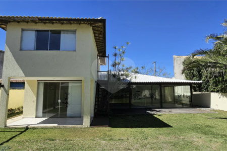 Casa à venda com 7 quartos, sendo 4 suítes,  em Praia Rasa, Armação dos Búzios, RJ