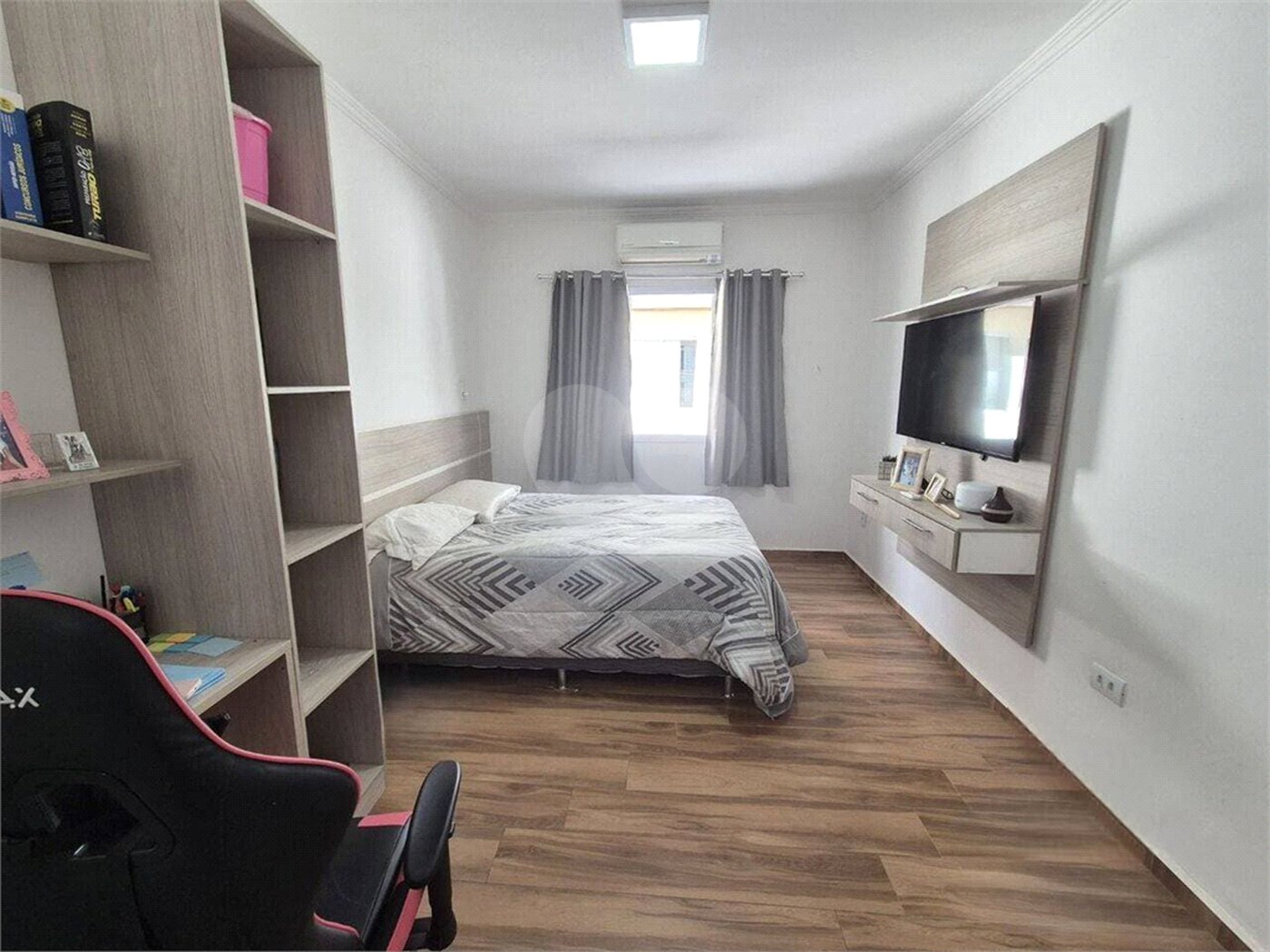 Casa à venda com 3 quartos, sendo 1 suíte,  em Vila Augusta, Sorocaba, SP