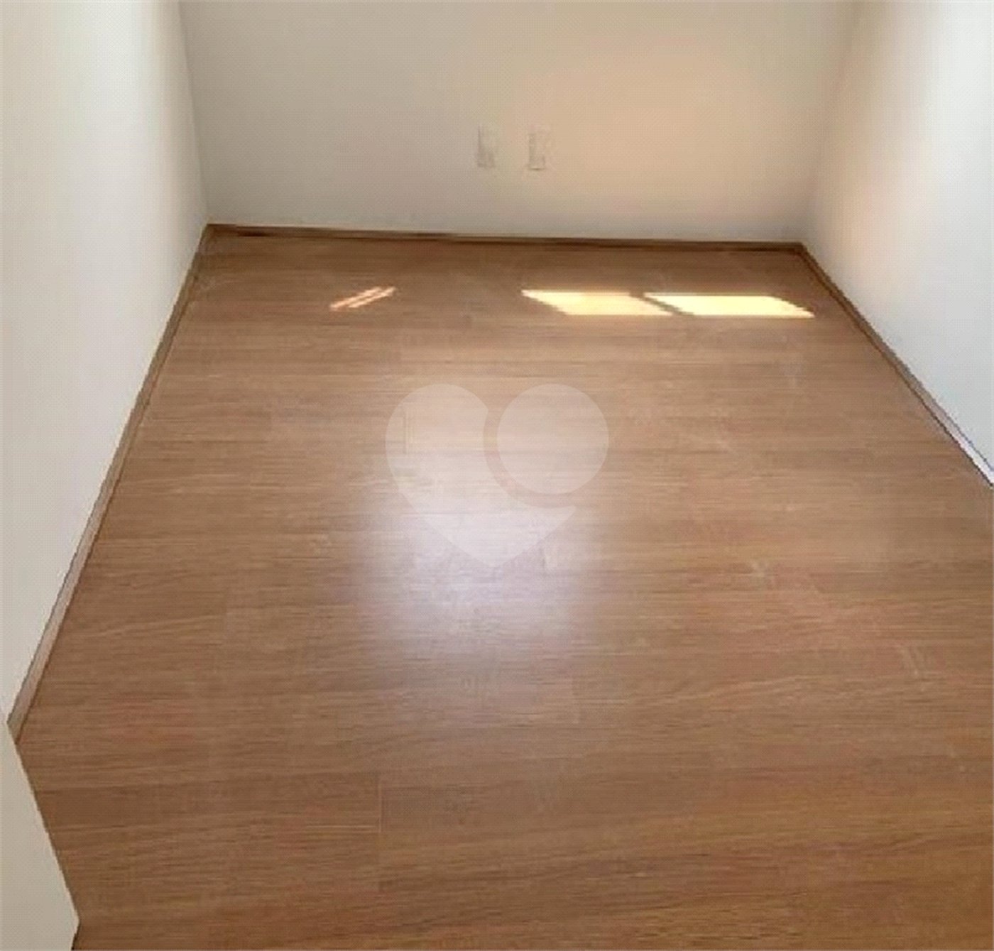 Apartamento à venda com 2 quartos em Vila Santo Antônio, Ferraz de Vasconcelos, SP