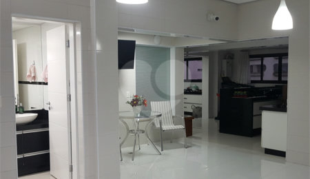 Cobertura à venda com 4 quartos, sendo 3 suítes,  em Santana, São Paulo, SP