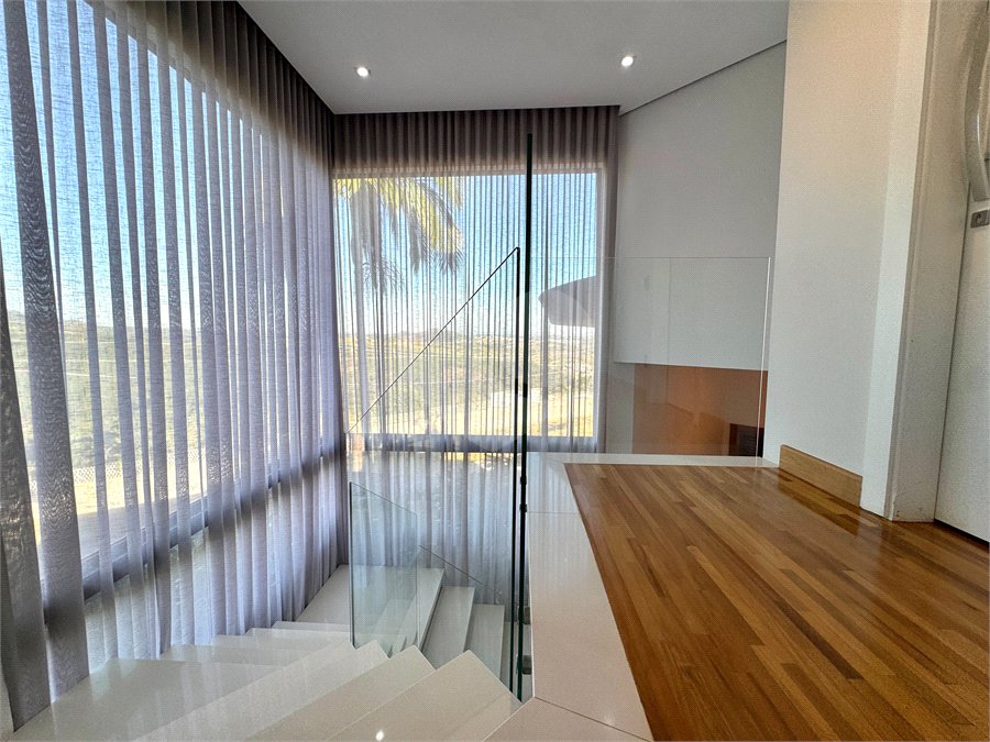 Casa à venda ou para alugar com 4 suítes no condomínio Campo de Toscana, Vinhedo - SP