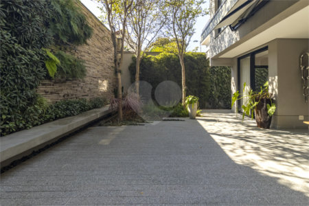 Casa à venda com 3 suítes em Jardim Luzitânia, São Paulo, SP