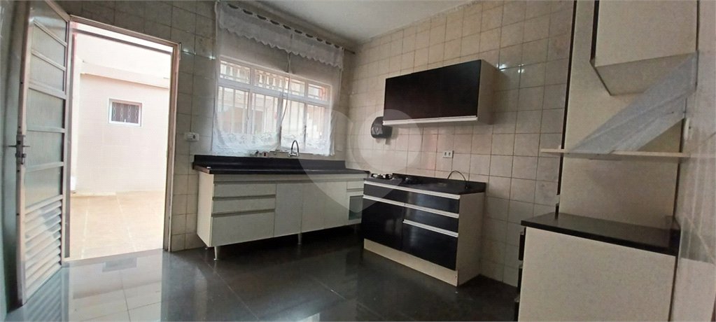 Sobrado à venda com 3 quartos, sendo 1 suíte, em Tremembé, São Paulo, SP