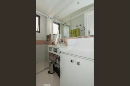 Apartamento à venda ou para alugar com 3 suítes em Jardim Fonte do Morumbi, São Paulo, SP