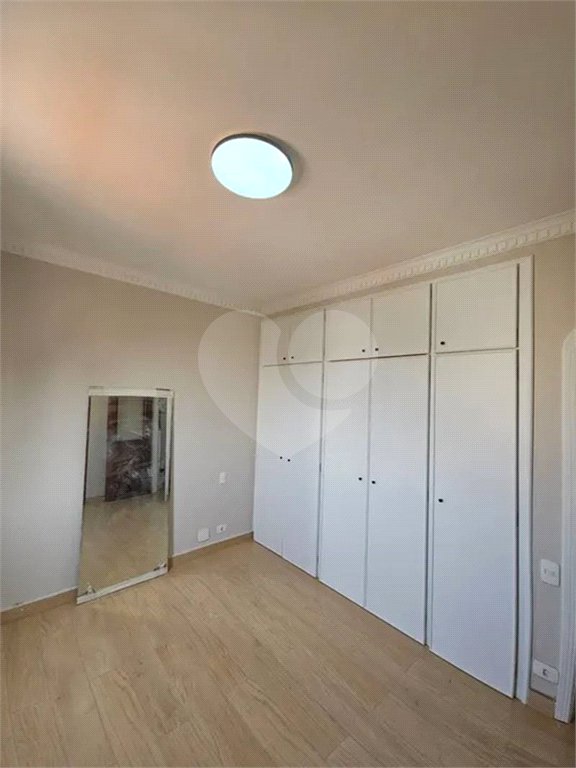 Apartamento à venda com 4 quartos, sendo 1 suíte, em Vila Alexandria, São Paulo, SP