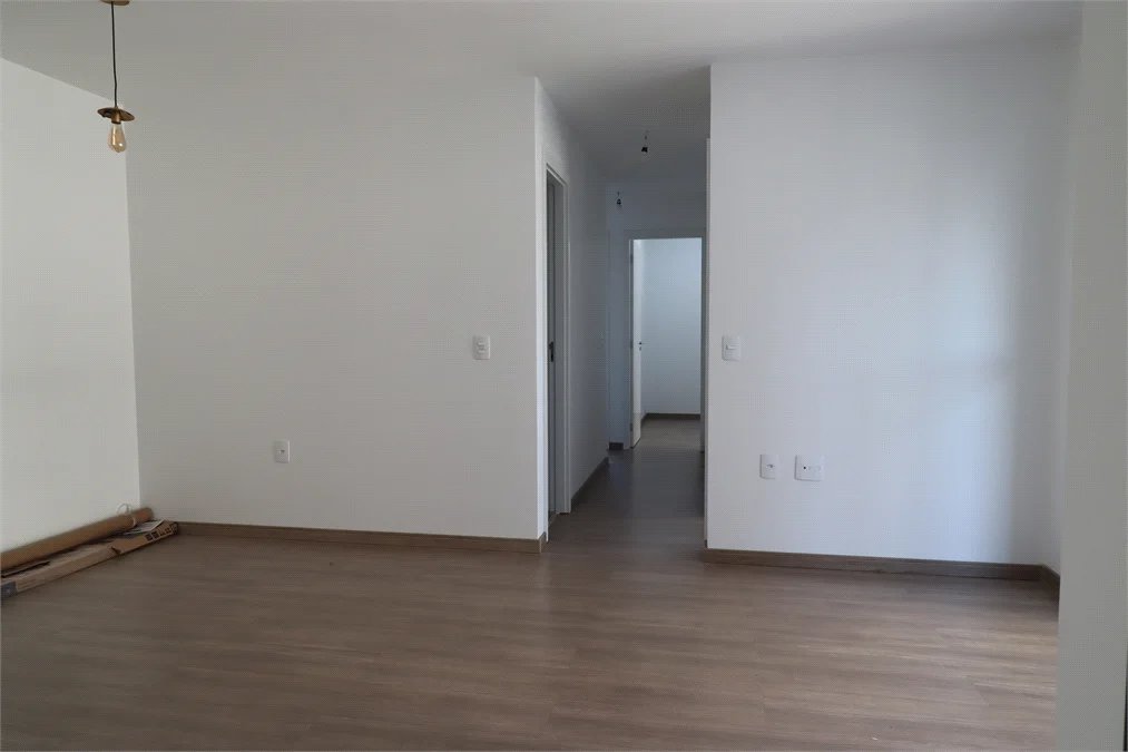 Apartamento à venda com 3 quartos, sendo 1 suíte, em Vila Anastácio, São Paulo, SP