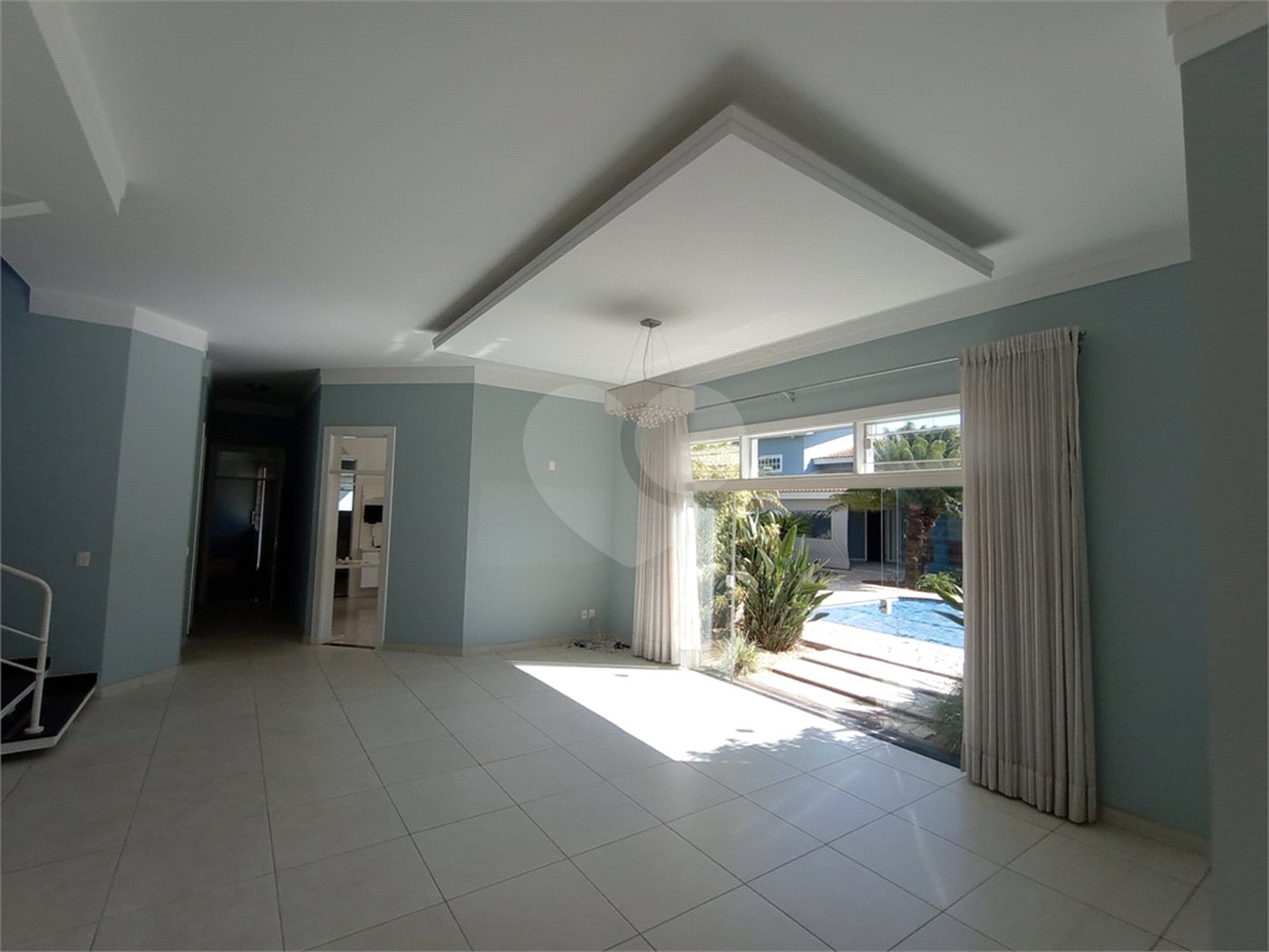 Casa à venda com 3 suítes em Vila Nastri, Itapetininga, SP