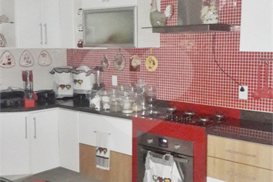 Casa à venda com 3 quartos, sendo 1 suíte,  em Horto Florestal, São Paulo, SP