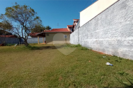 Casa à venda com 2 suítes em Vila Nastri, Itapetininga, SP