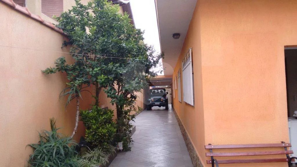 Casa Térrea à venda com 3 quartos, sendo 2 suítes, em Jaraguá, São Paulo, SP