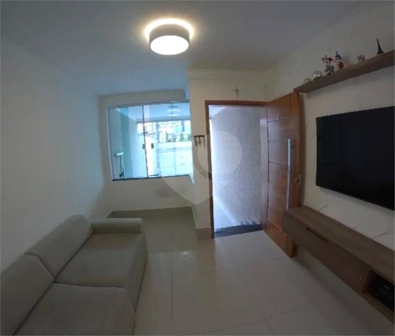 Sobrado à venda com 3 quartos, sendo 1 suíte, em Vila Lúcia, São Paulo, SP