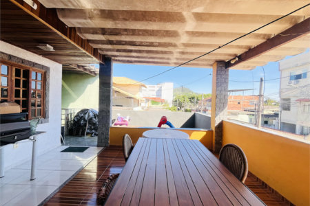 Casa à venda com 4 quartos, sendo 1 suíte, em Campo Grande, Rio de Janeiro, RJ