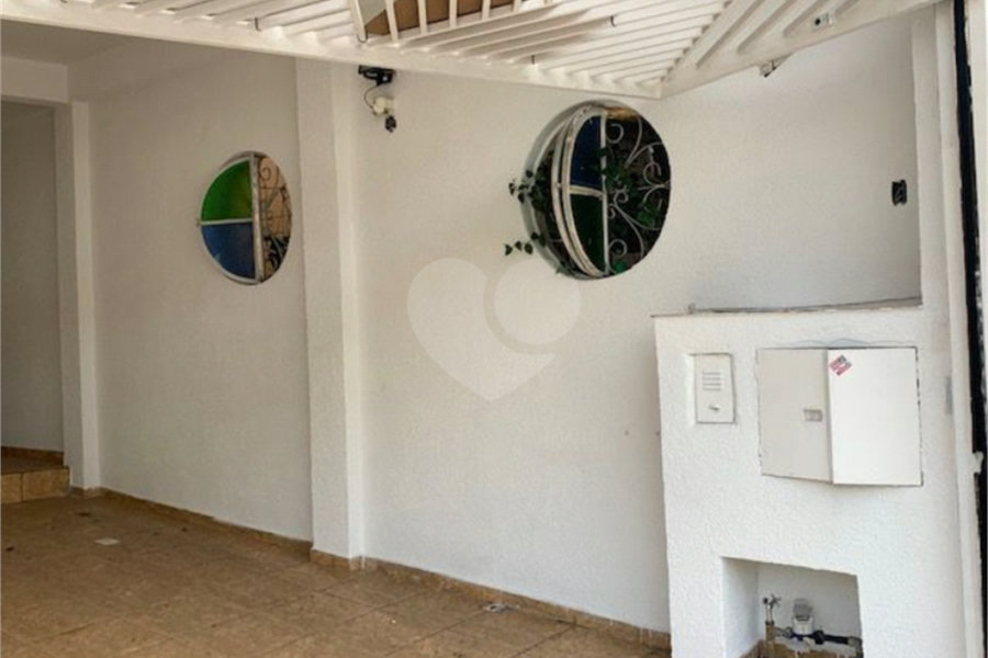 Sobrado à venda com 3 quartos, sendo 1 suíte, em Tremembé, São Paulo, SP