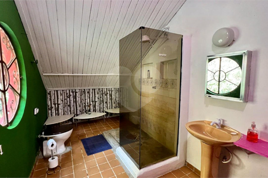 Casa à venda com 4 quartos, sendo 1 suíte, em Serra da Cantareira, Mairiporã, SP