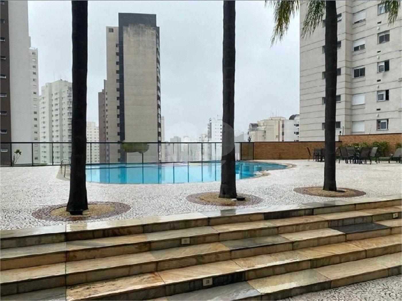 Apartamento à venda com 3 suítes em Vila Suzana, São Paulo, SP