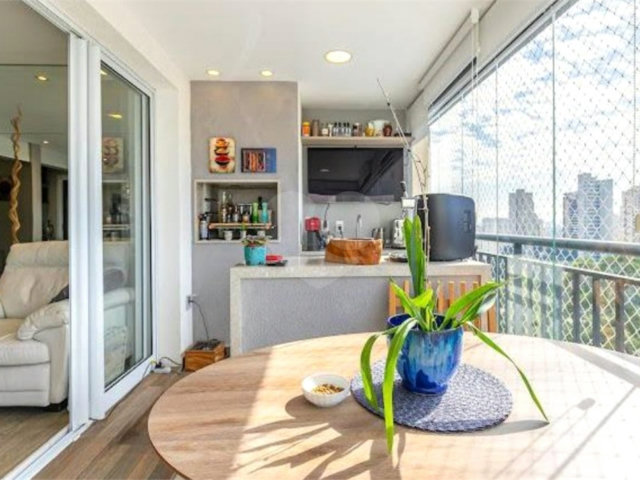 Apartamento à venda com 2 suítes em Morumbi, São Paulo, SP