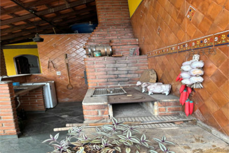 Casa à venda com 3 quartos em Jardim Tupã, São Paulo, SP