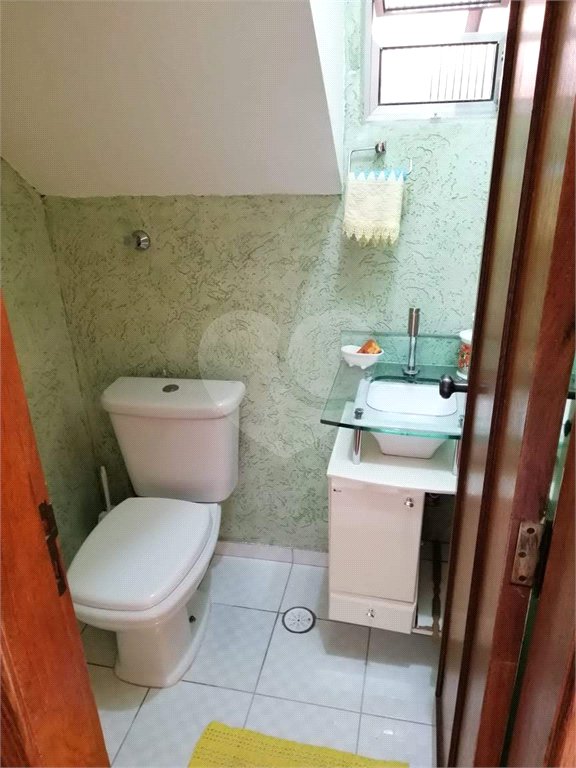 Sobrado à venda com 3 quartos, sendo 1 suíte, em Tremembé, São Paulo, SP