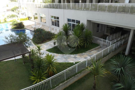 Apartamento à venda com 3 quartos, sendo 1 suíte, em Cidade São Francisco, São Paulo, SP