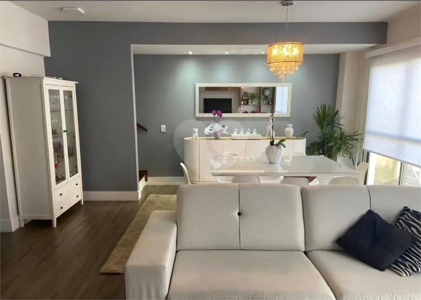 Casa à venda com 3 quartos, sendo 1 suíte,  no condomínio Villas de São Francisco I, São Paulo - SP