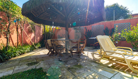 Casa à venda com 3 quartos, sendo 2 suítes, em Interlagos, São Paulo, SP