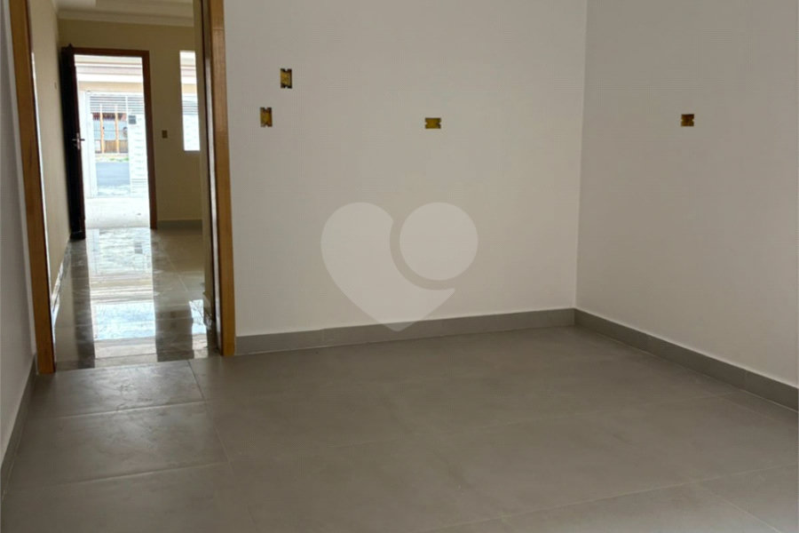 Sobrado à venda com 3 quartos, sendo 1 suíte, em Vila Nova Cachoeirinha, São Paulo, SP