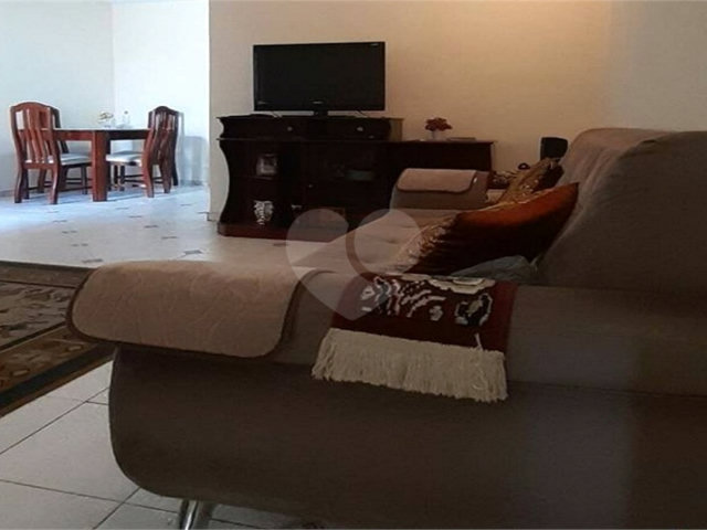 Casa à venda com 2 quartos em Vila Maria Alta, São Paulo, SP