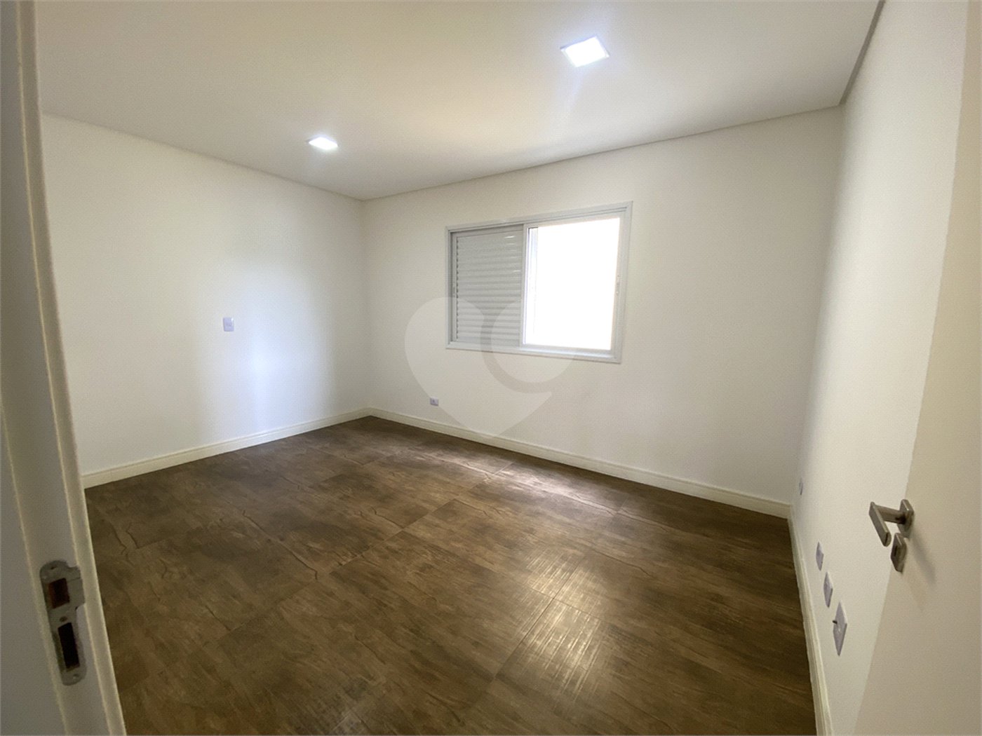 Apartamento para alugar com 3 quartos, sendo 1 suíte, em Baeta Neves, São Bernardo do Campo, SP