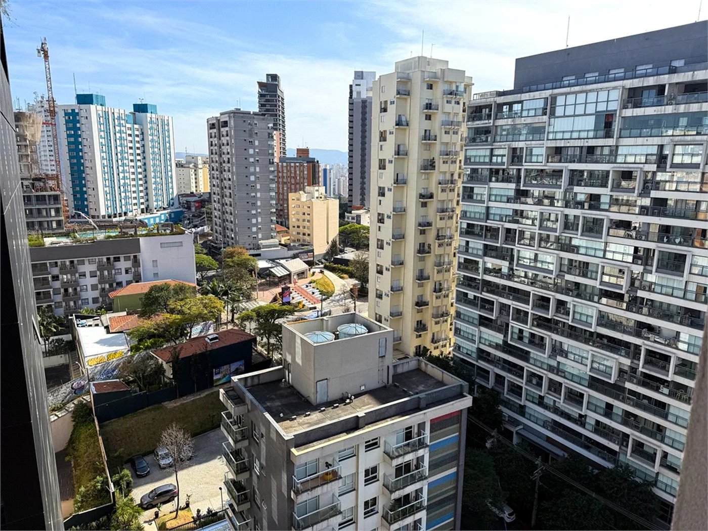 Apartamento à venda com 3 suítes em Sumarezinho, São Paulo, SP