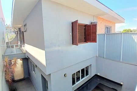 Sobrado à venda com 3 quartos, sendo 1 suíte,  em Brooklin Paulista, São Paulo, SP