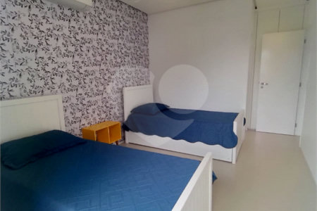 Casa à venda ou para alugar com 4 suítes no condomínio Sambaqui, São Sebastião - SP