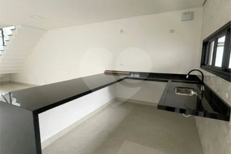 Sobrado à venda com 3 quartos, sendo 1 suíte, em Villa Di Cesar, Mogi das Cruzes, SP