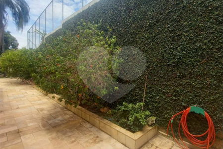 Casa à venda com 5 quartos, sendo 2 suítes, no condomínio Vinhas da Vista Alegre - Lado Sede, Vinhedo - SP