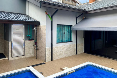 Casa à venda com 3 quartos, sendo 1 suíte, em Vila Miranda, Sumaré, SP