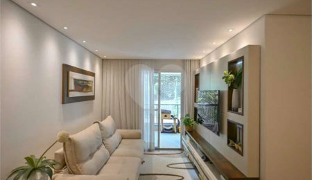 Apartamento à venda com 3 quartos, sendo 1 suíte,  em Vila Andrade, São Paulo, SP