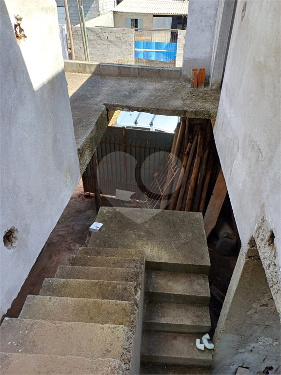 Casa à venda com 2 suítes no condomínio Ricieri, Mogi das Cruzes - SP