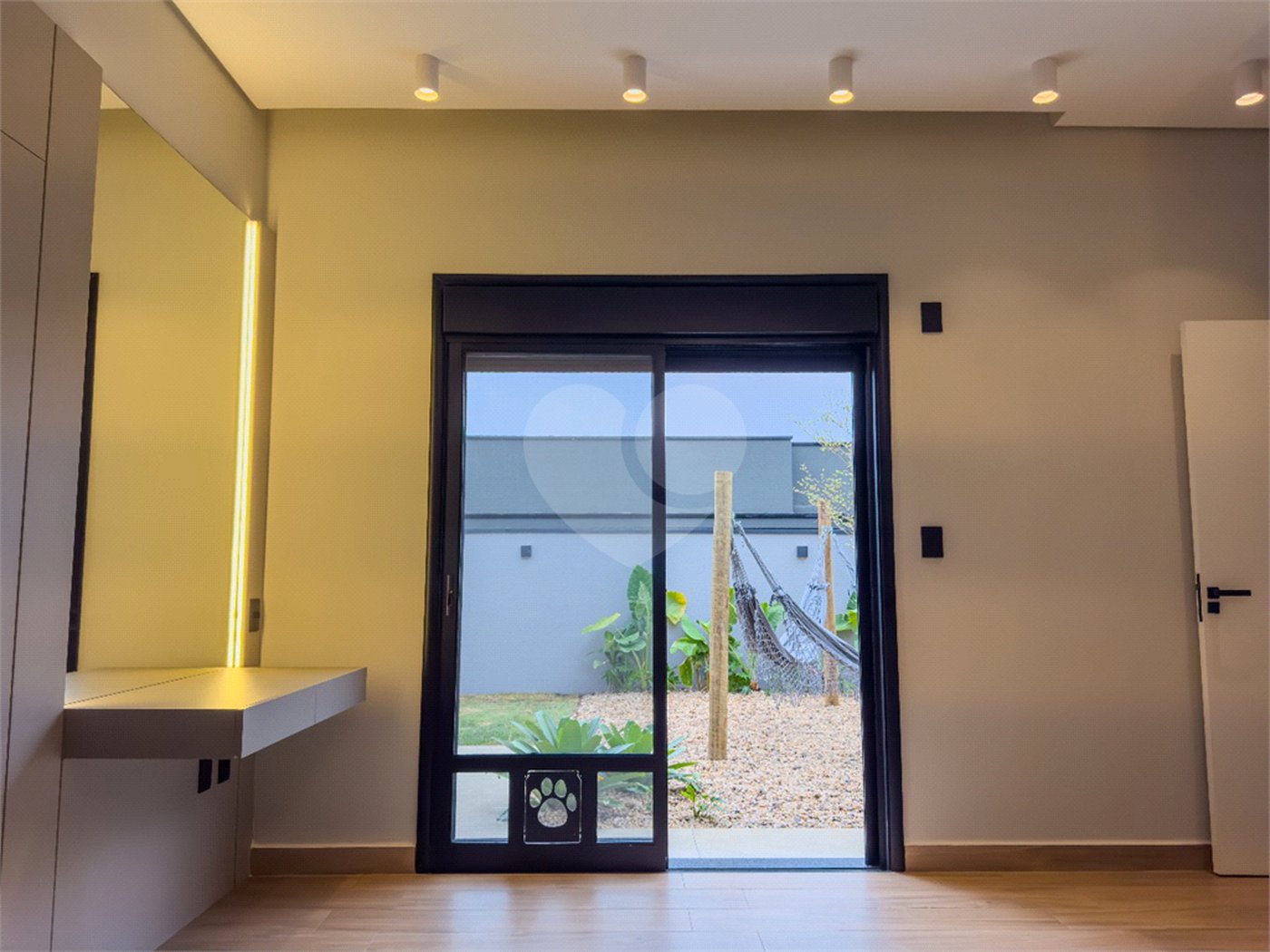Casa à venda com 3 suítes no condomínio Residencial Helvétia Park, Indaiatuba - SP