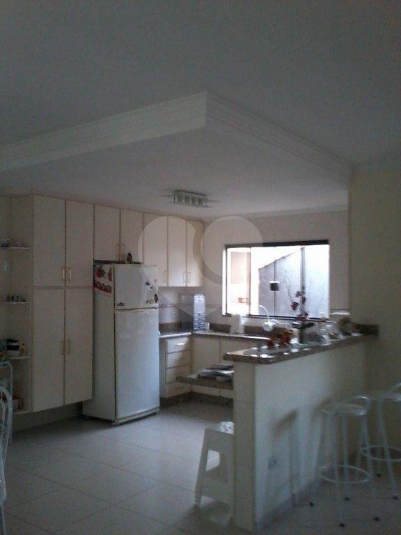 Casa à venda com 2 quartos, sendo 1 suíte,  em Jardim City, Guarulhos, SP