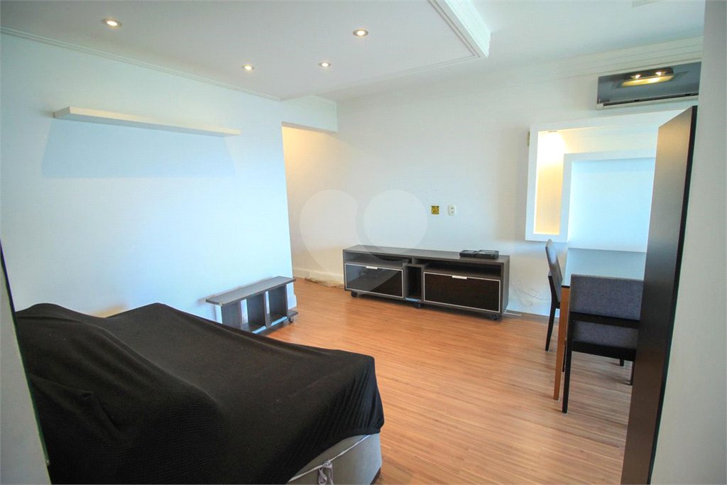 Apartamento à venda com 3 quartos, sendo 1 suíte,  em Mooca, São Paulo, SP