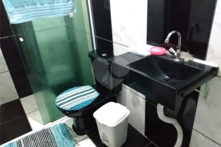 Chácara à venda com 8 quartos em Parque Piratininga, Itaquaquecetuba, SP