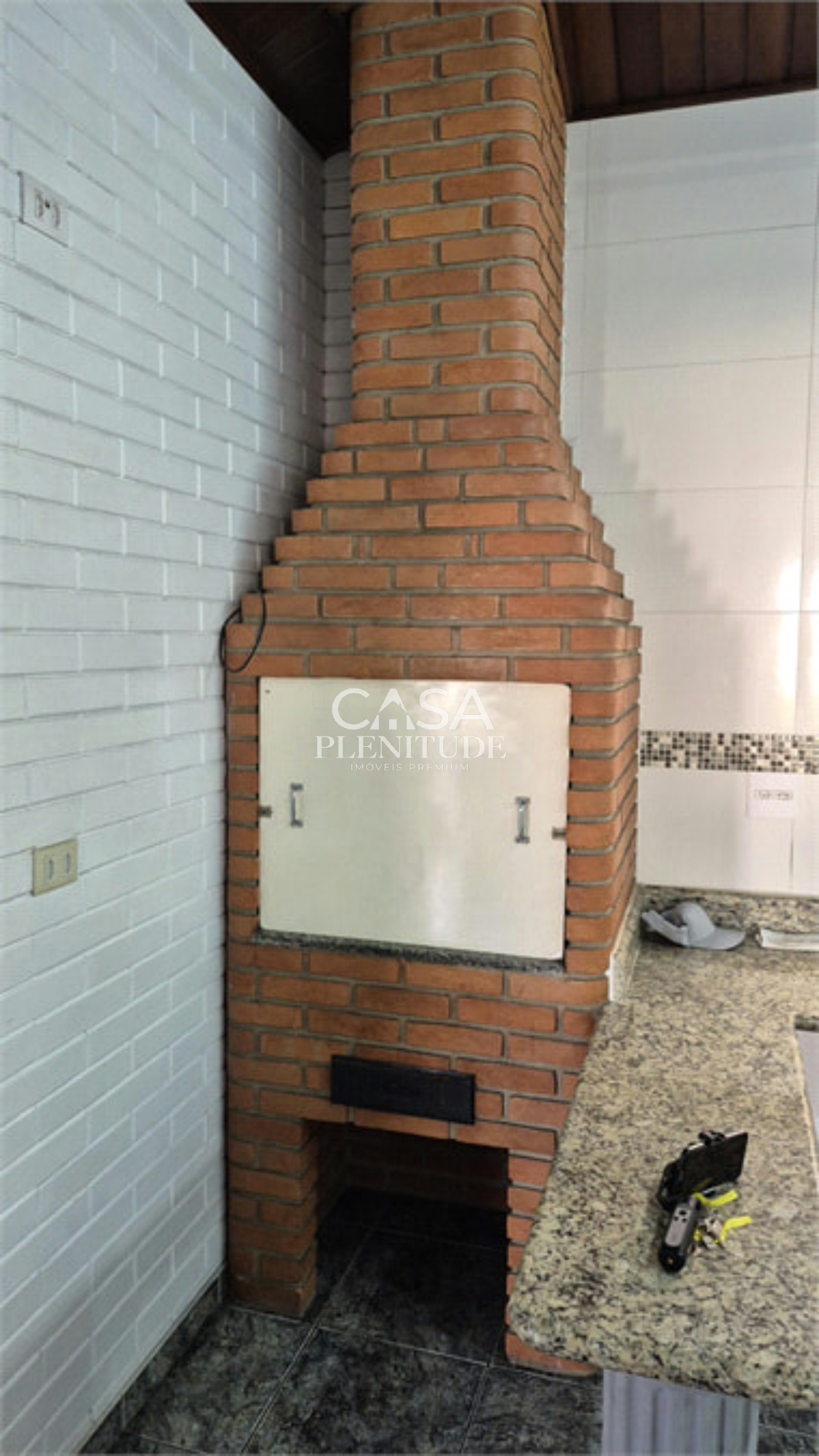 Casa em condomínio à venda ou para alugar com 3 quartos, sendo 1 suíte, em Jardim Ibiti do Paço, Sorocaba, SP
