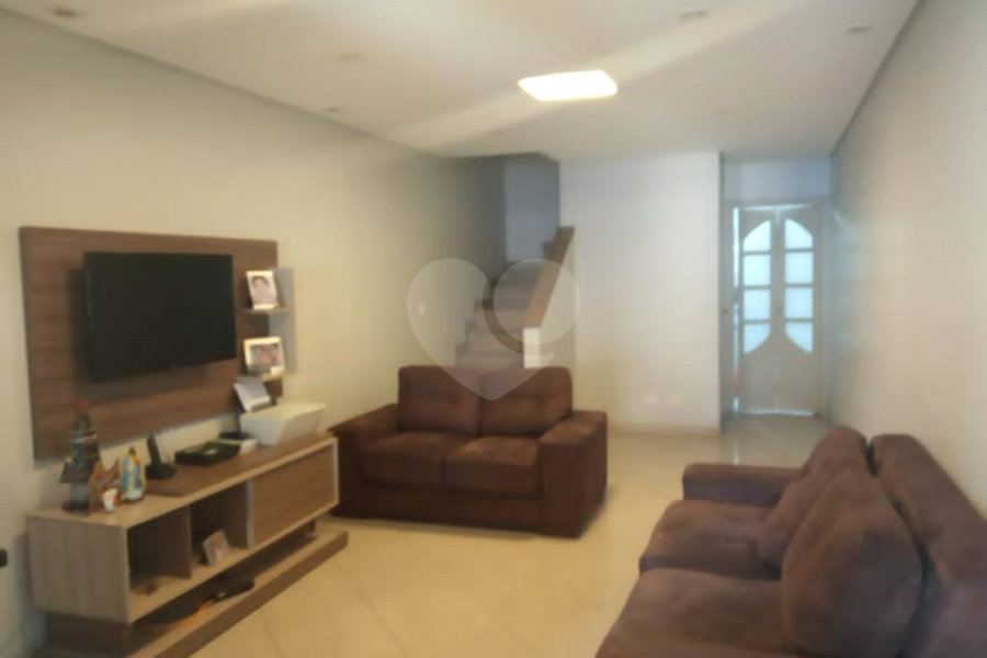 Sobrado à venda com 3 quartos, sendo 1 suíte,  em Vila Medeiros, São Paulo, SP