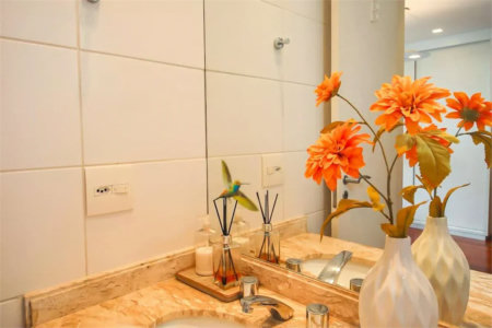 Apartamento à venda com 3 suítes em Real Parque, São Paulo, SP