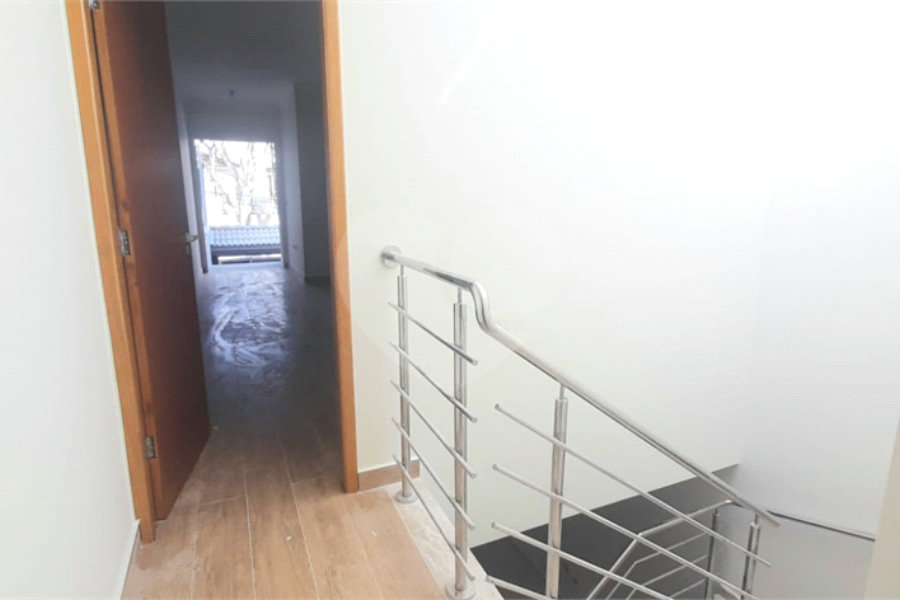 Sobrado à venda com 3 quartos, sendo 1 suíte, em Tremembé, São Paulo, SP