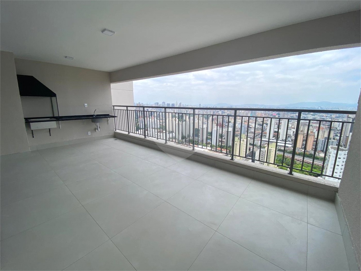 Apartamento à venda com 3 quartos, sendo 1 suíte, em Brás, São Paulo, SP