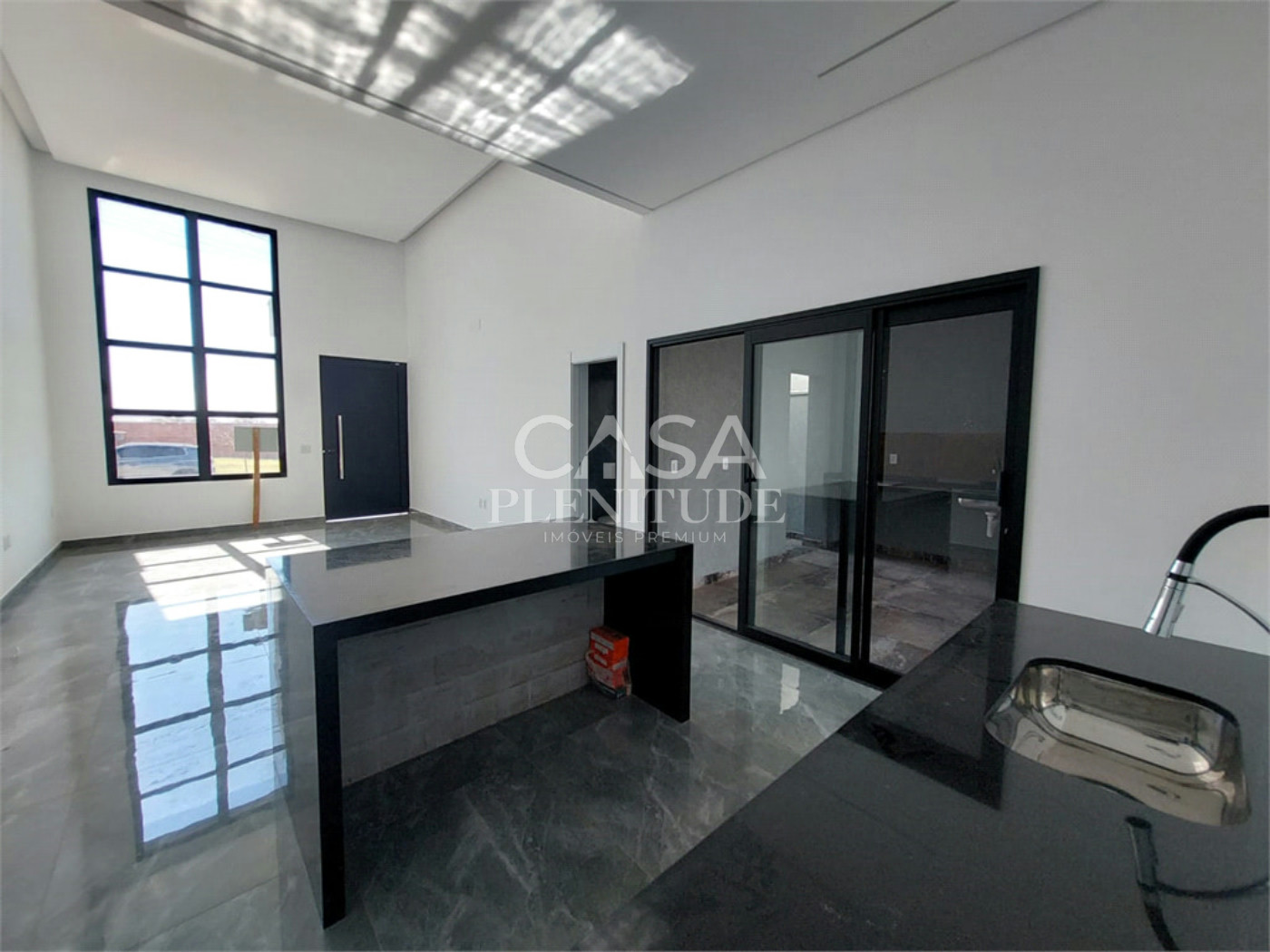 Casa em condomínio à venda com 3 quartos, sendo 1 suíte, em Wanel Ville, Sorocaba, SP